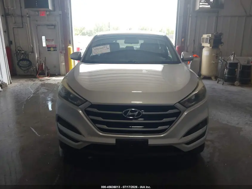2018 HYUNDAI TUCSON SE