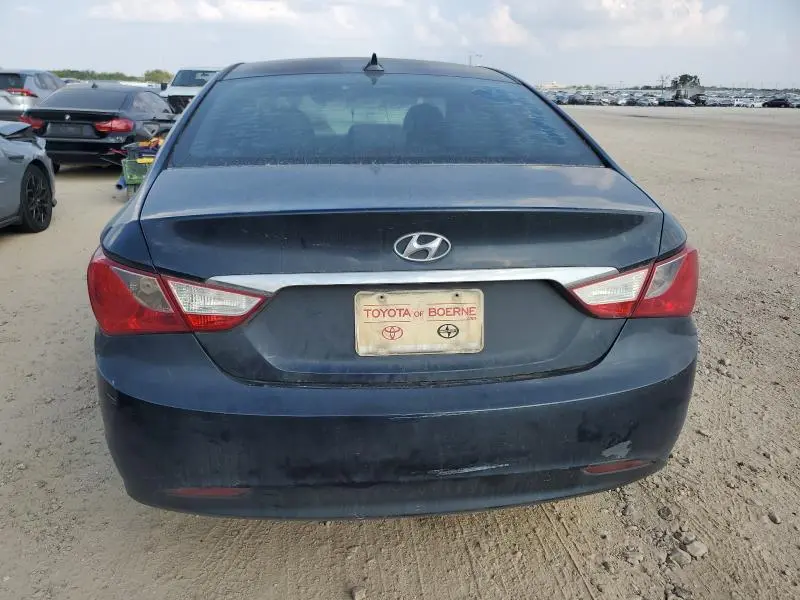 2012 HYUNDAI SONATA GLS  