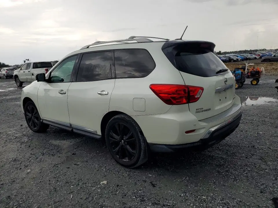 2017 NISSAN PATHFINDER S  