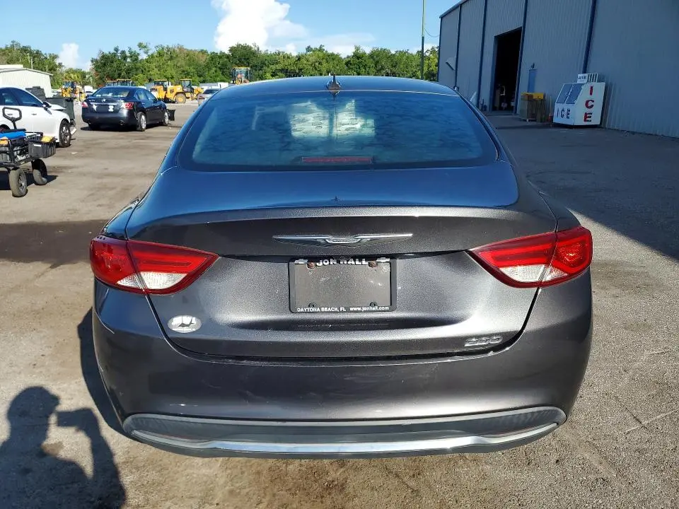 2016 CHRYSLER 200 LIMITED  