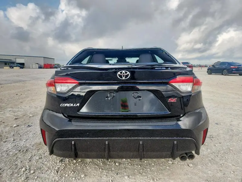 2023 TOYOTA COROLLA SE  