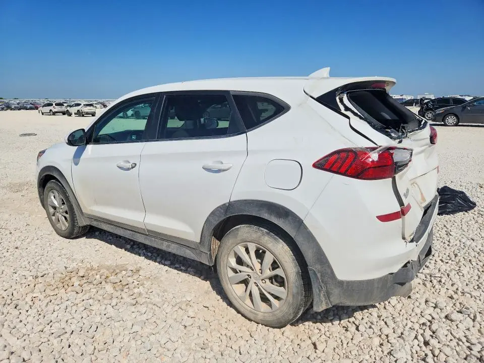 2020 HYUNDAI TUCSON SE  