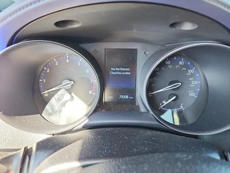 2020 TOYOTA C-HR XLE  