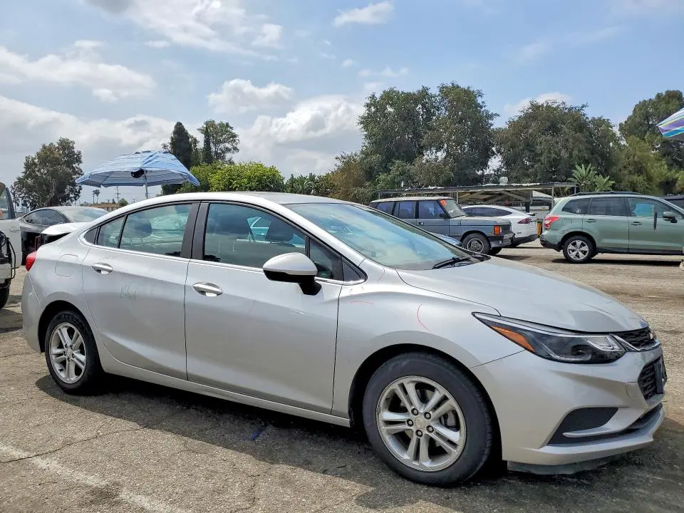 2018 CHEVROLET CRUZE LT  