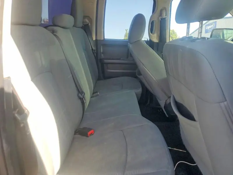 2014 RAM 1500 ST  