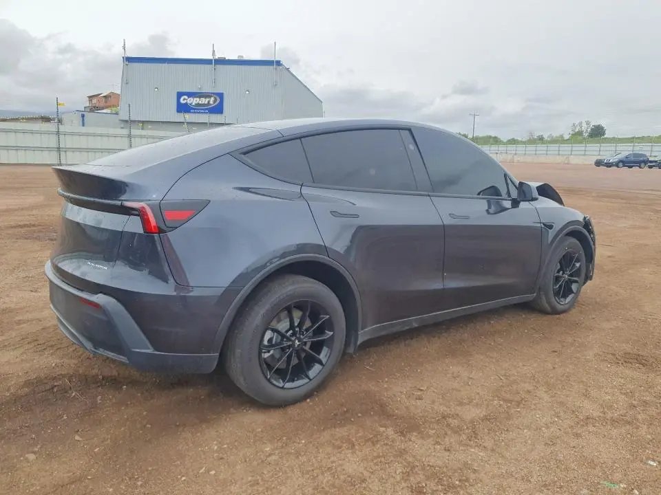 2026 TESLA MODEL Y   