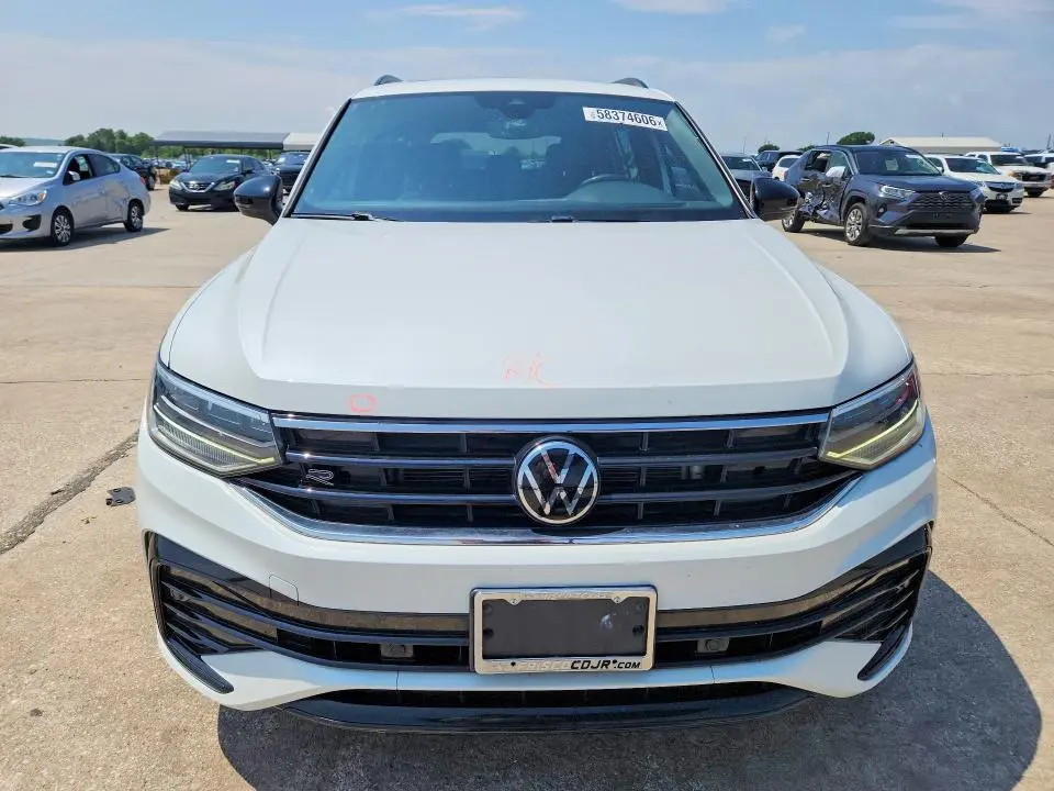 2022 VOLKSWAGEN TIGUAN SE R-LINE BLACK  
