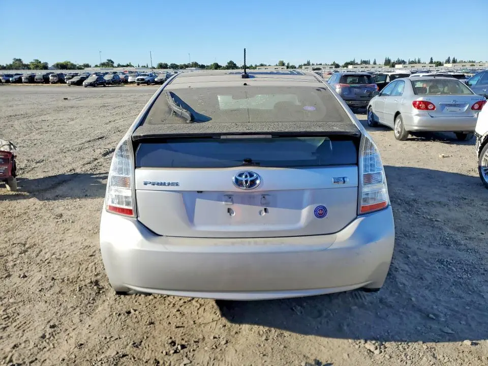 2011 TOYOTA PRIUS FOUR  
