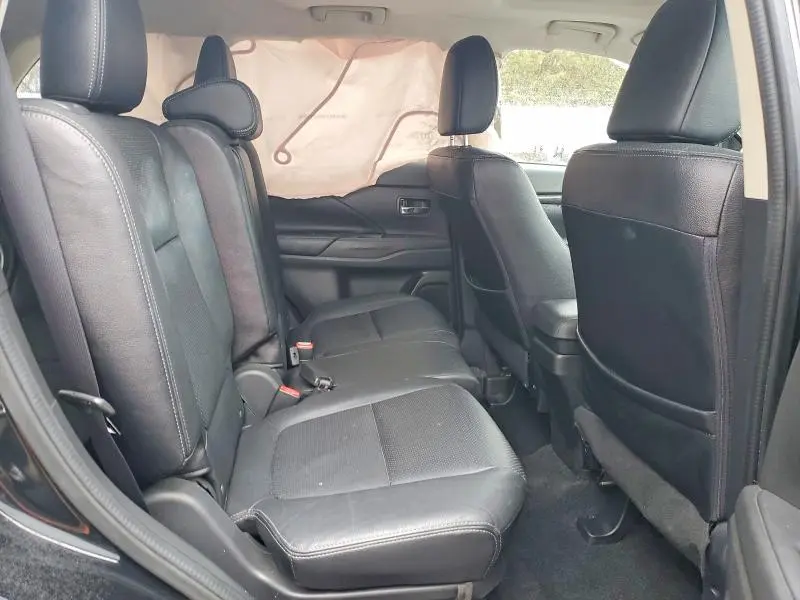 2016 MITSUBISHI OUTLANDER GT  