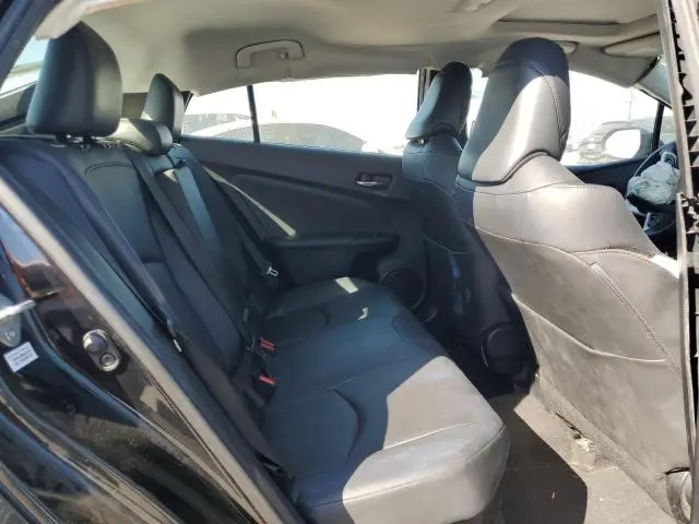 2016 TOYOTA PRIUS   