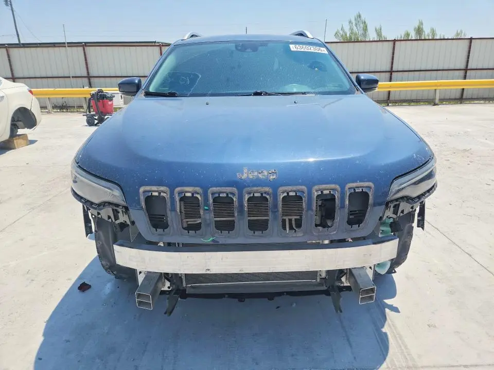 2021 JEEP CHEROKEE LATITUDE  
