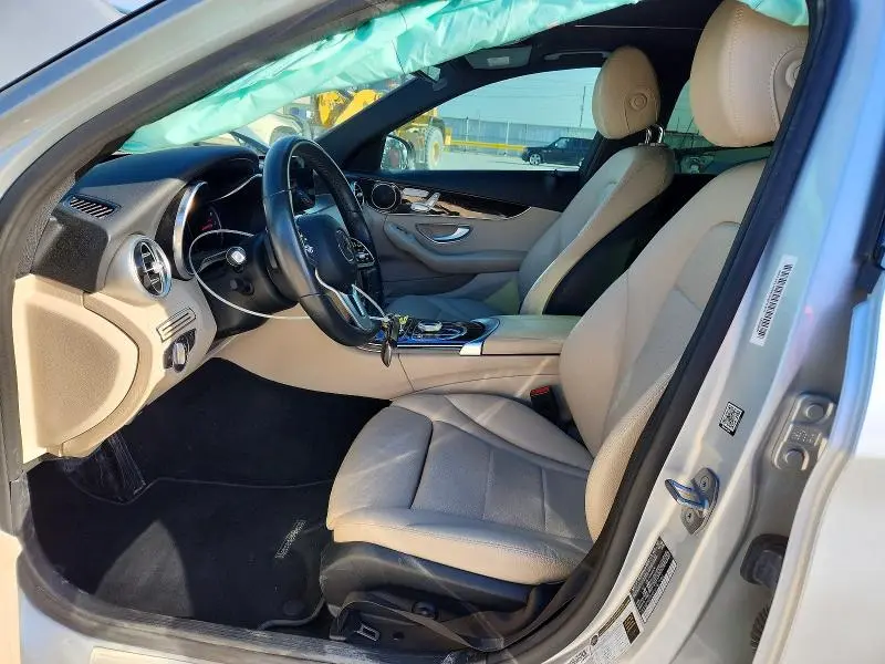 2019 MERCEDES-BENZ C 300  