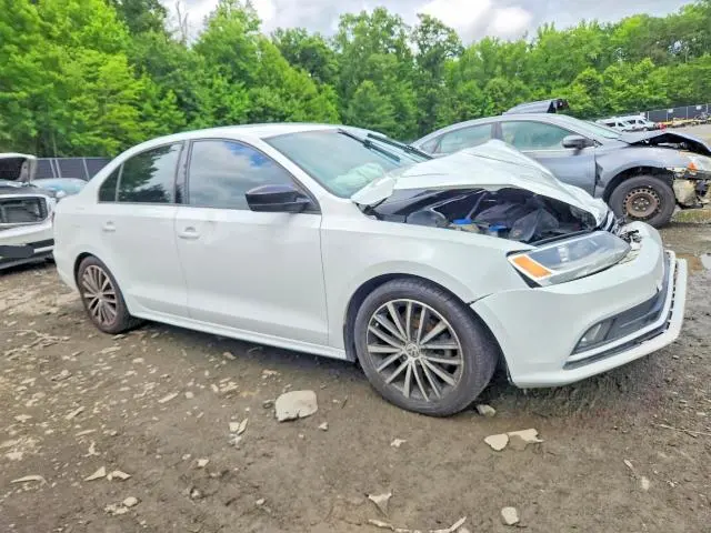 2016 VOLKSWAGEN JETTA SPORT  
