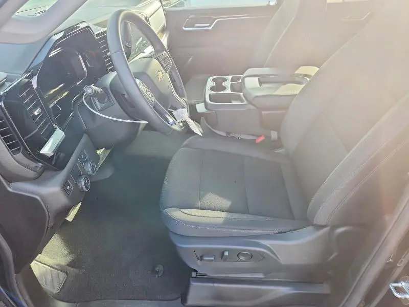 2026 CHEVROLET SILVERADO C1500 LT  