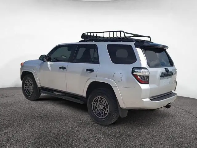 2020 TOYOTA 4RUNNER SR5/SR5 PREMIUM  