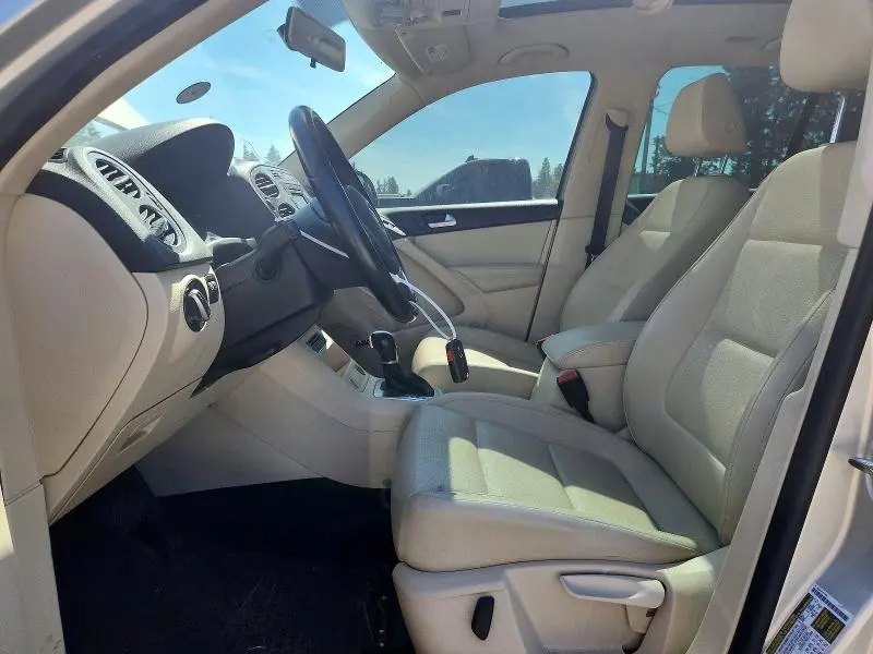 2015 VOLKSWAGEN TIGUAN S  