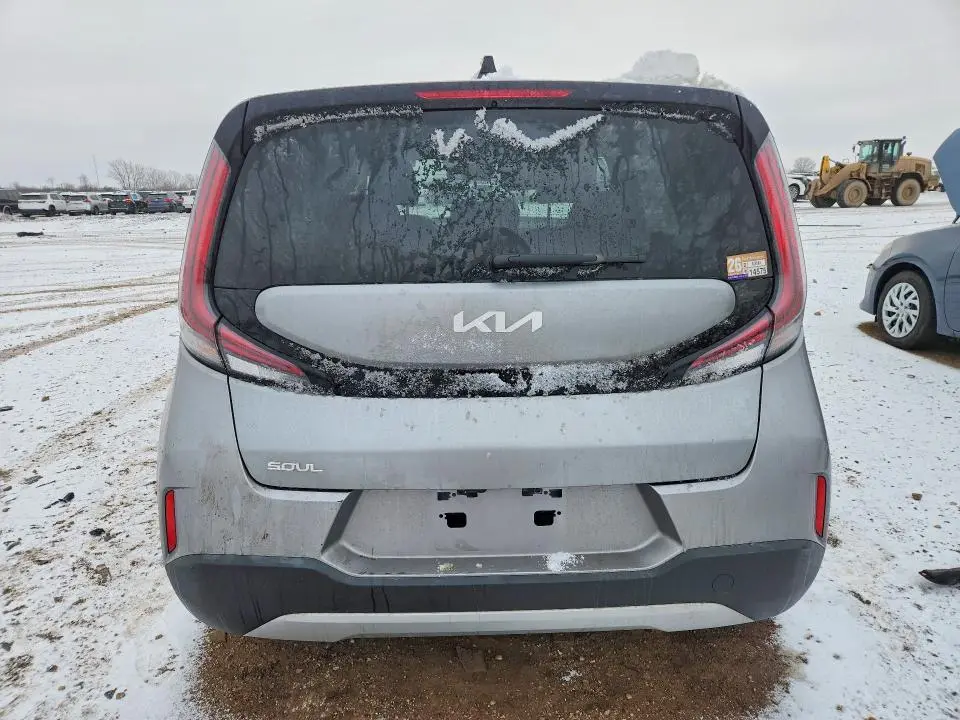 2023 KIA SOUL LX  