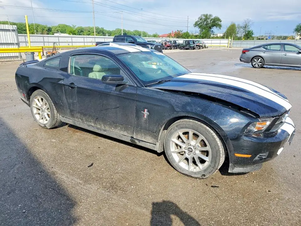 2011 FORD MUSTANG   