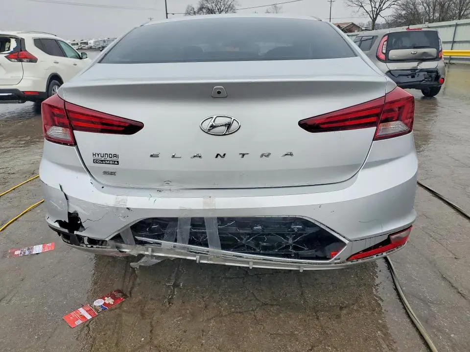2019 HYUNDAI ELANTRA SE  