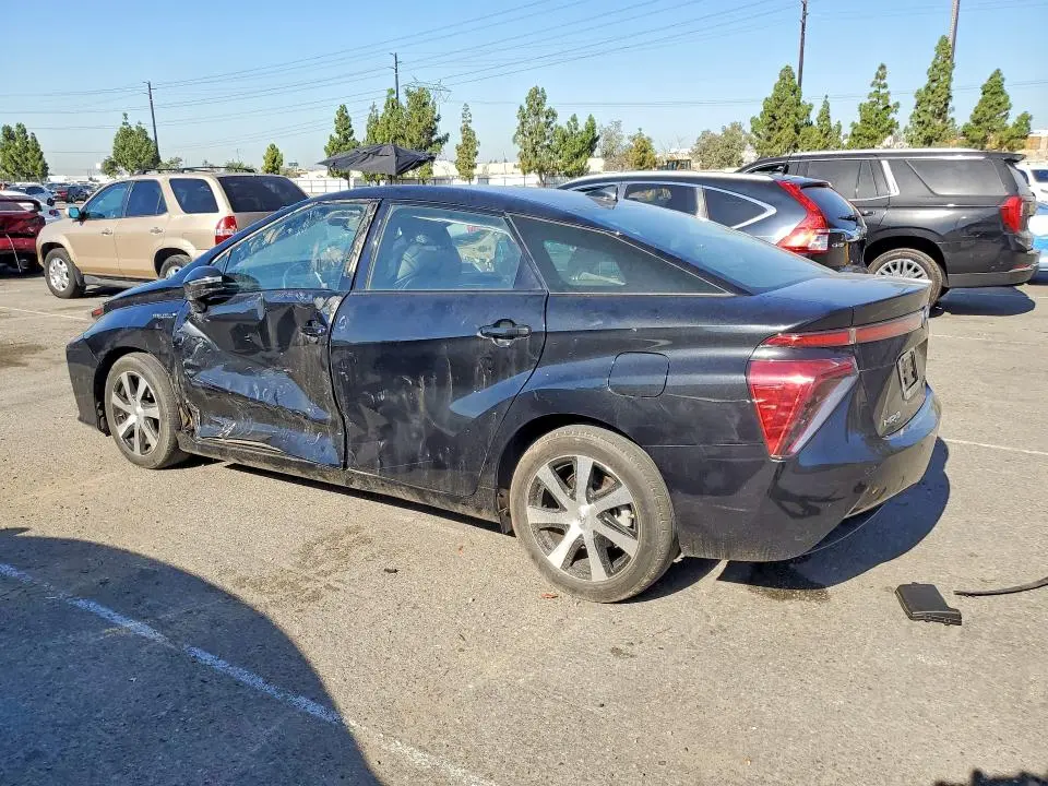 2020 TOYOTA MIRAI BASE  
