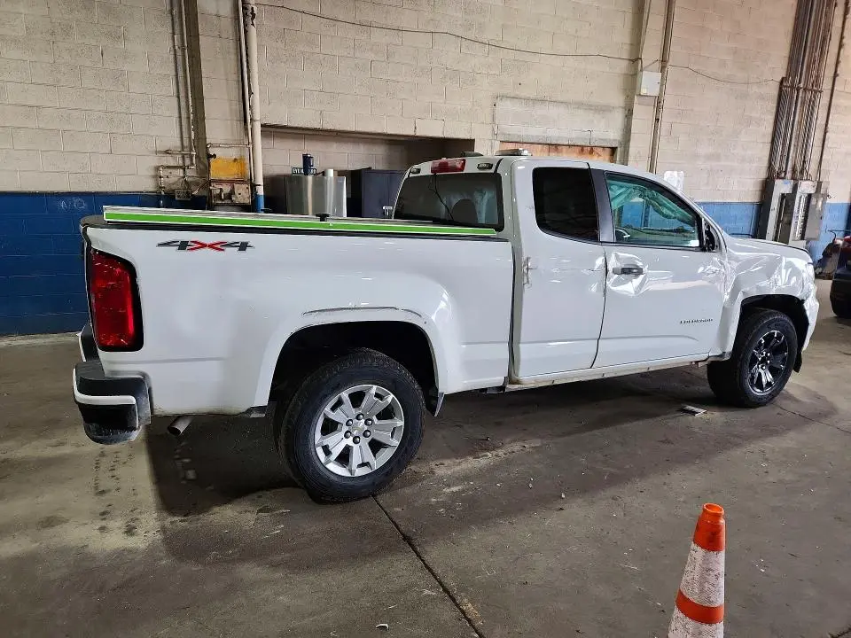 2022 CHEVROLET COLORADO LT  