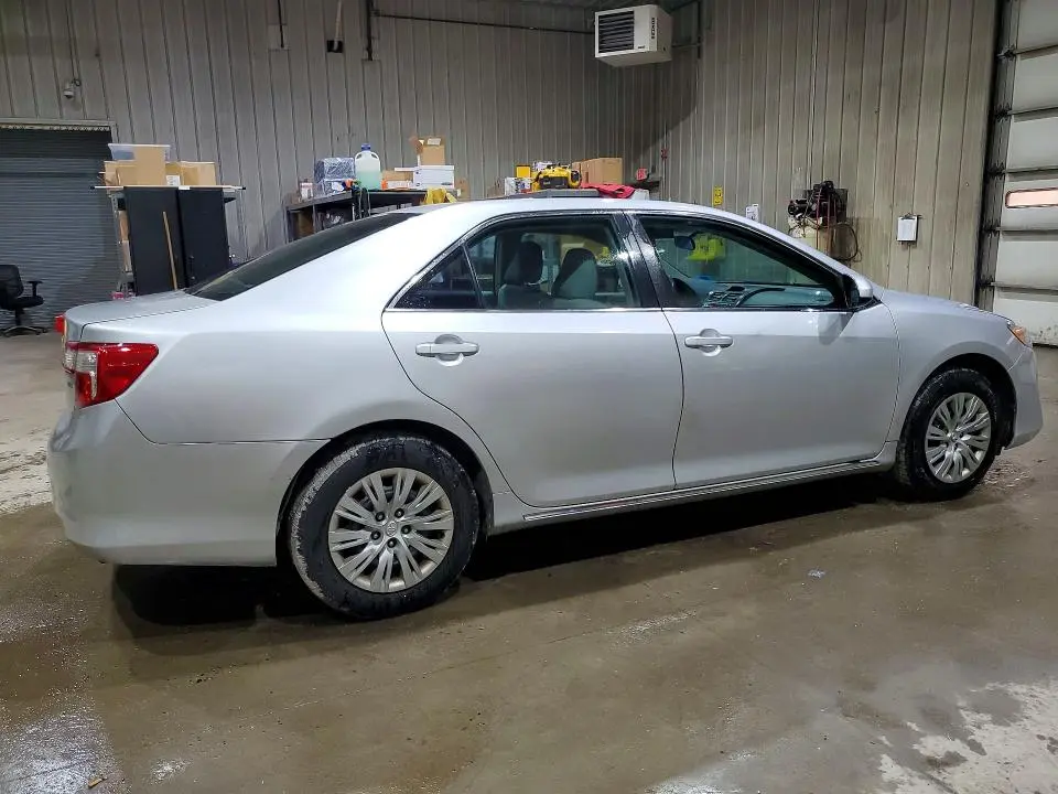 2014 TOYOTA CAMRY LE  