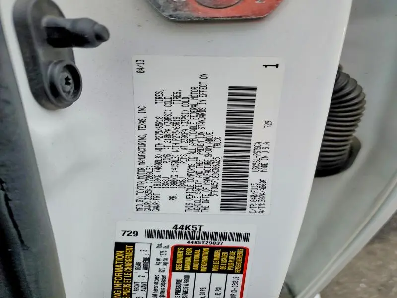 2013 TOYOTA TUNDRA CREWMAX SR5  