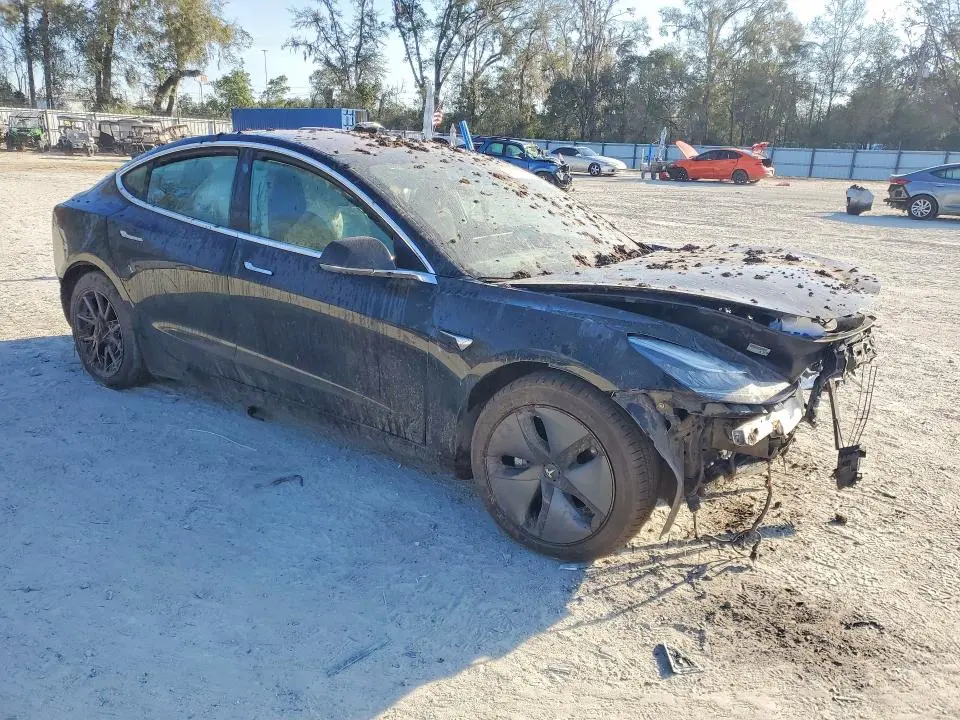 2018 TESLA MODEL 3   