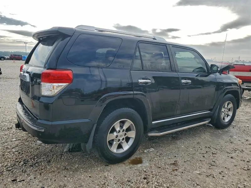 2011 TOYOTA 4RUNNER SR5  