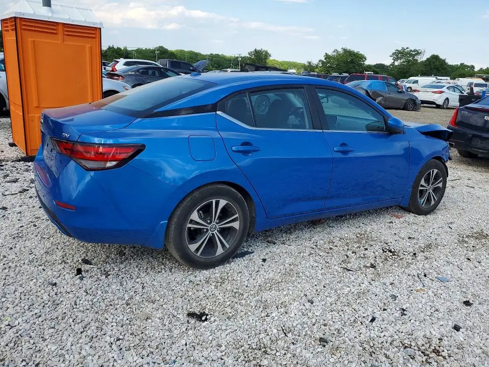 2022 NISSAN SENTRA SV  