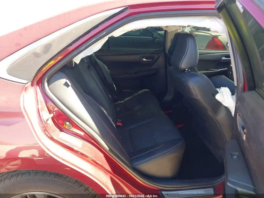 2017 TOYOTA CAMRY SE