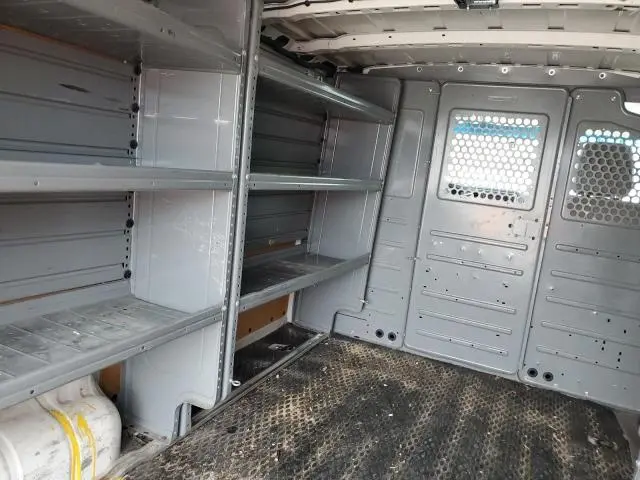 2018 NISSAN NV 1500 S