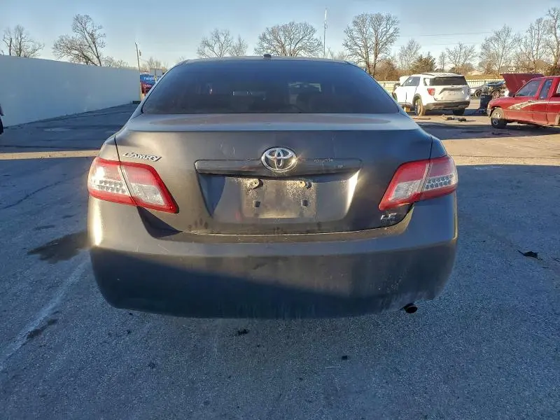 2011 TOYOTA CAMRY BASE  