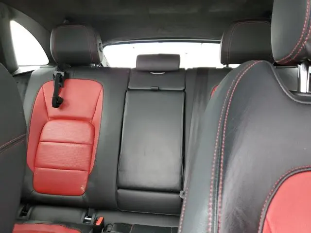 2020 JAGUAR F-PACE CHECKERED FLAG  