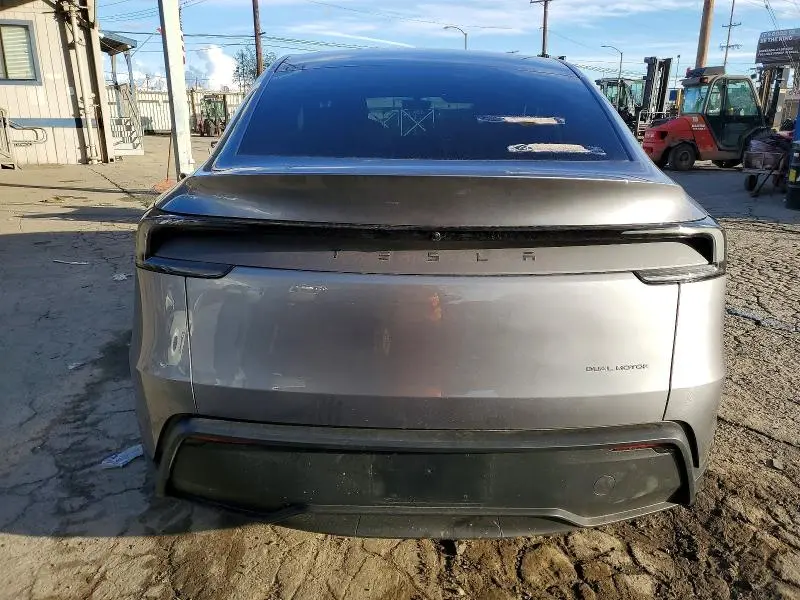 2026 TESLA MODEL Y   