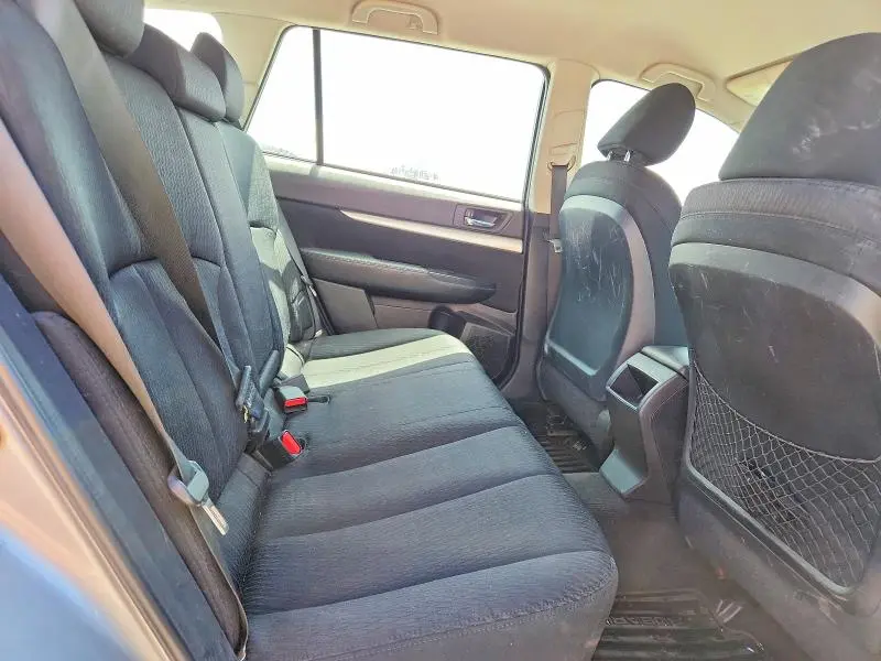 2011 SUBARU OUTBACK   