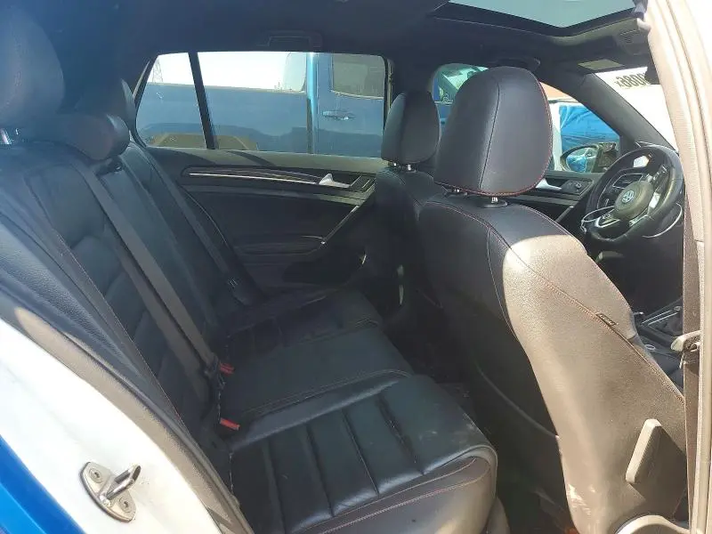 2015 VOLKSWAGEN GTI   