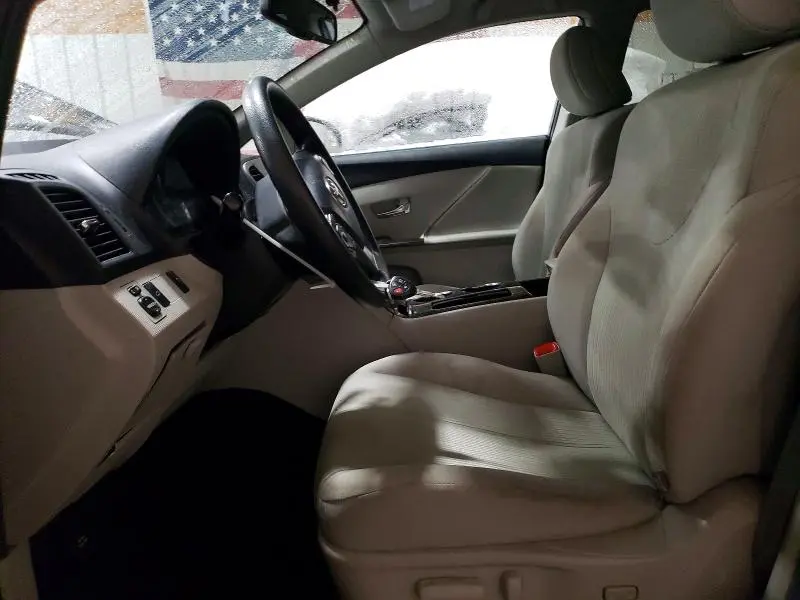 2013 TOYOTA VENZA LE  