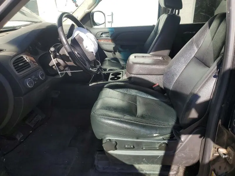 2013 CHEVROLET SUBURBAN K1500 LT  