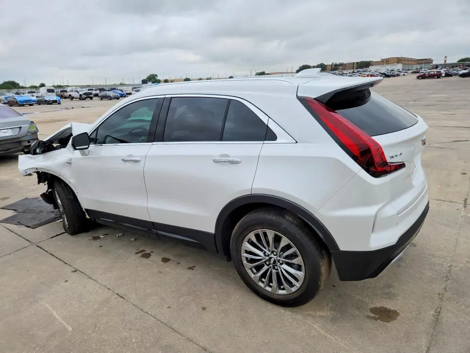 2025 CADILLAC XT4 PREMIUM LUXURY  