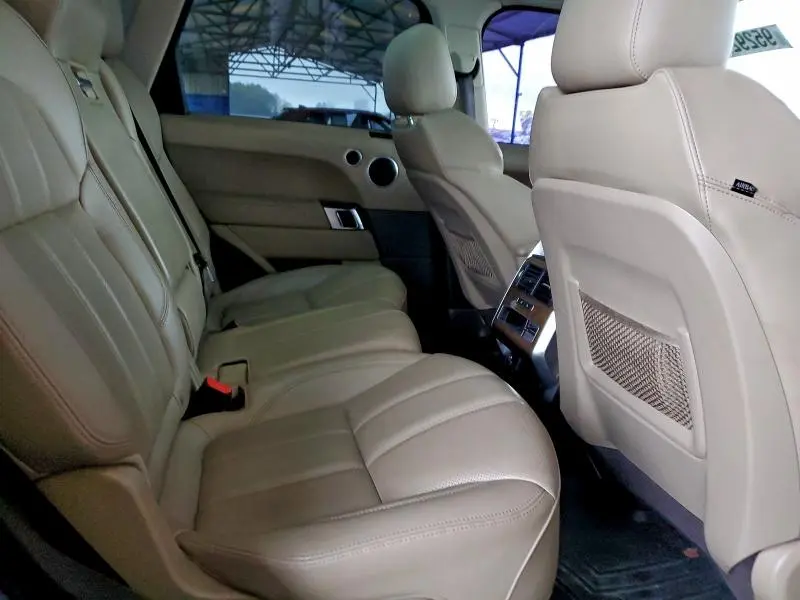 2016 LAND ROVER RANGE ROVER SPORT SE  