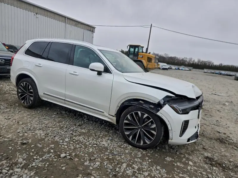 2025 VOLVO XC90 PLUS  