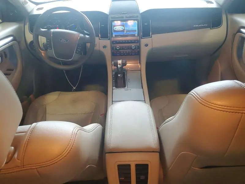 2011 FORD TAURUS LIMITED  