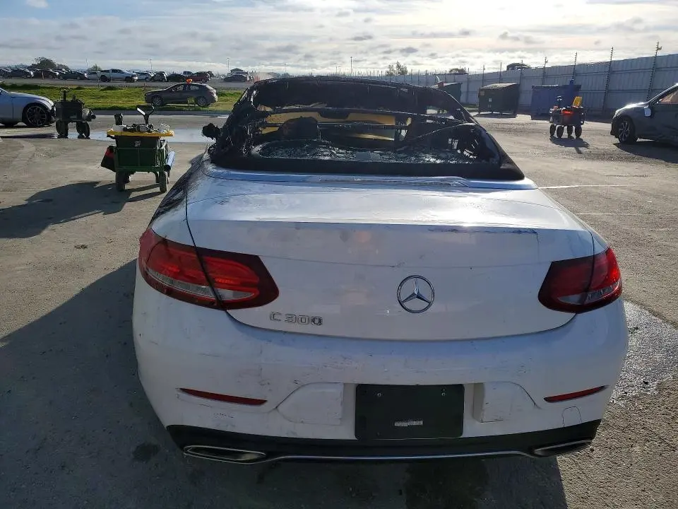 2018 MERCEDES-BENZ C 300  