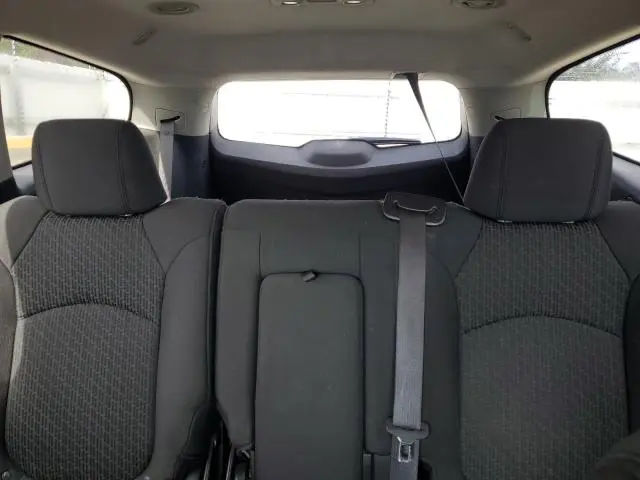 2010 CHEVROLET TRAVERSE LT  