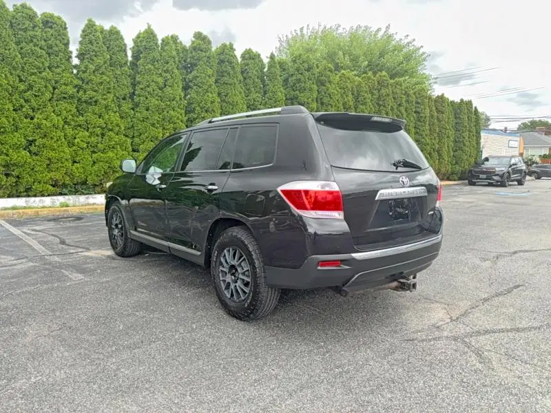 2011 TOYOTA HIGHLANDER LIMITED  