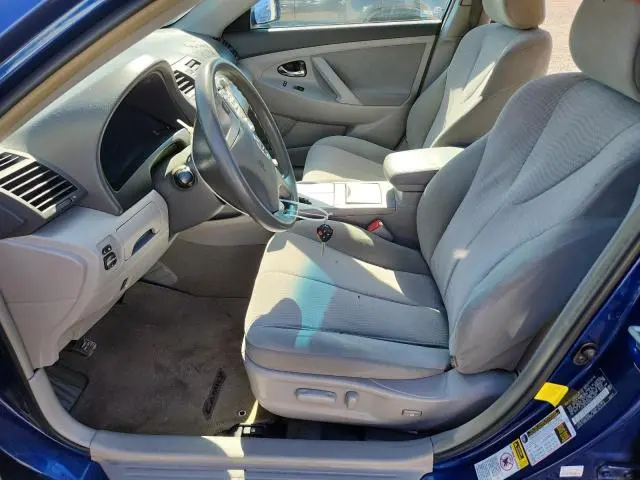 2011 TOYOTA CAMRY LE  