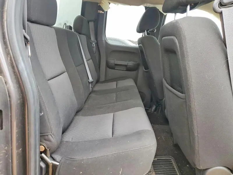 2010 CHEVROLET SILVERADO C1500 LS  