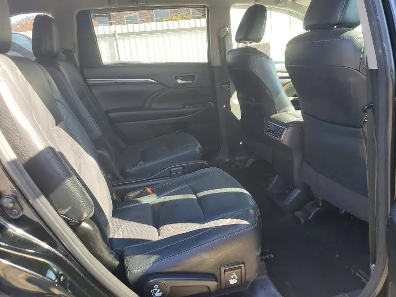 2018 TOYOTA HIGHLANDER LIMITED PLATINUM  