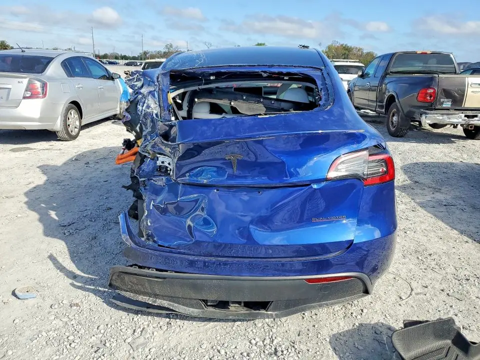 2023 TESLA MODEL Y   